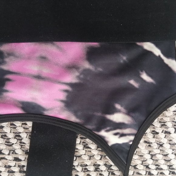 NWT Noli tie dye sports bra - Picture 6 of 6